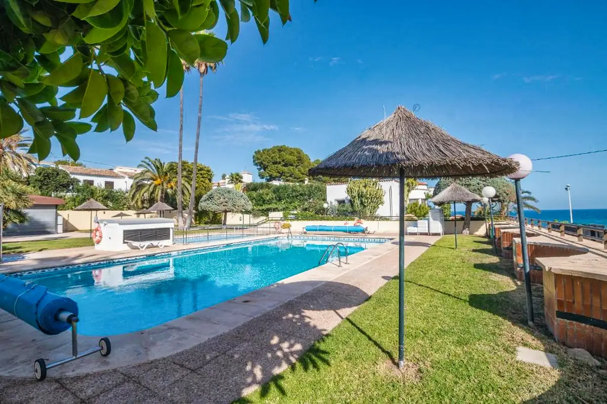Aparto Residence Galetamar