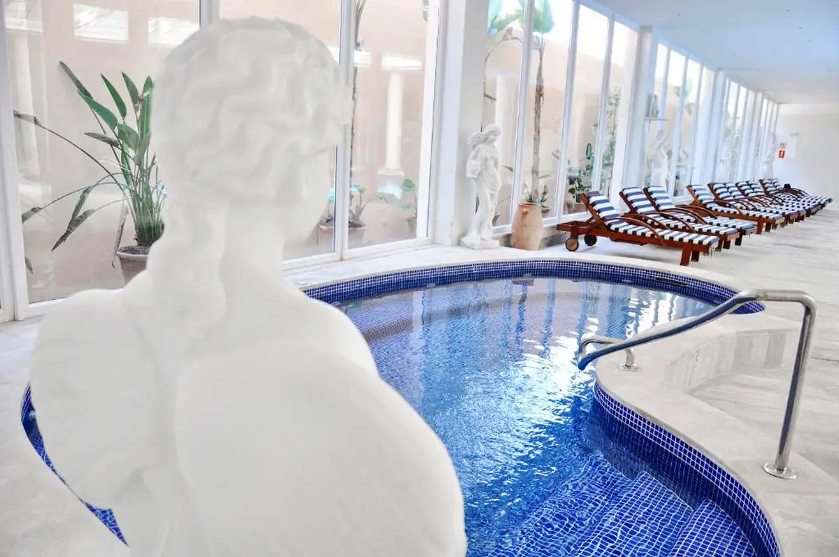 Grand Palladium Hotel
