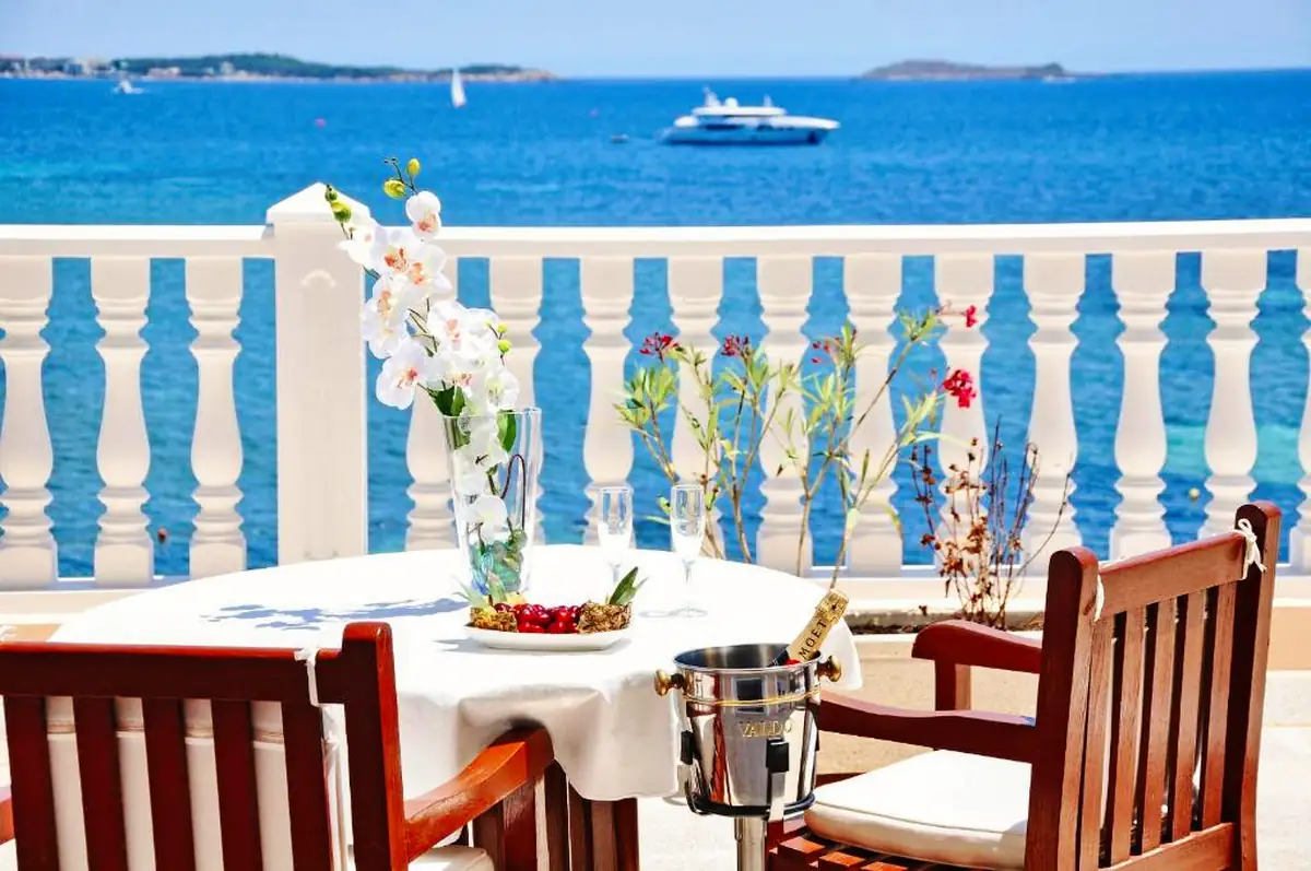Grand Palladium Hotel