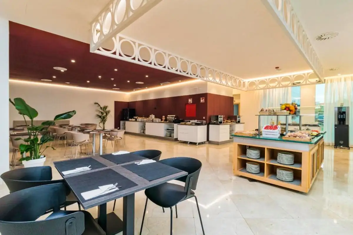 Hotel Puerta Santander