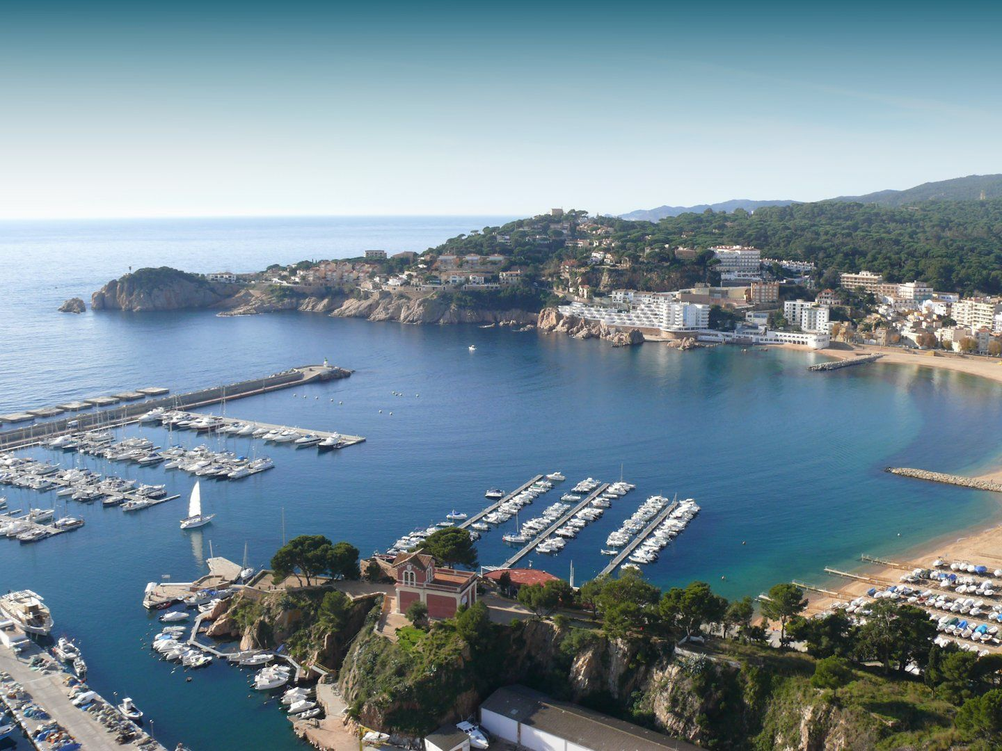 Sant Feliu de Guíxols : Nature, culture et authenticité en bord de mer