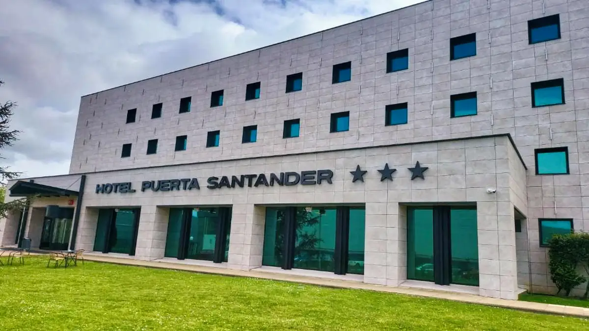 Hotel Puerta Santander