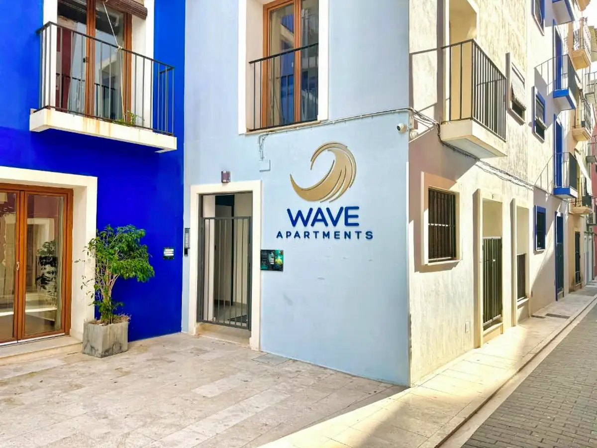 Wave Apartments