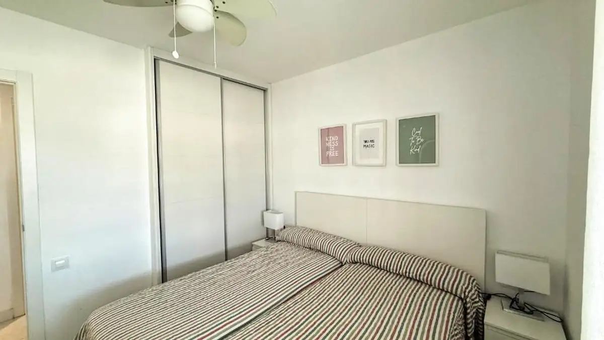 Esmeralda Apartments