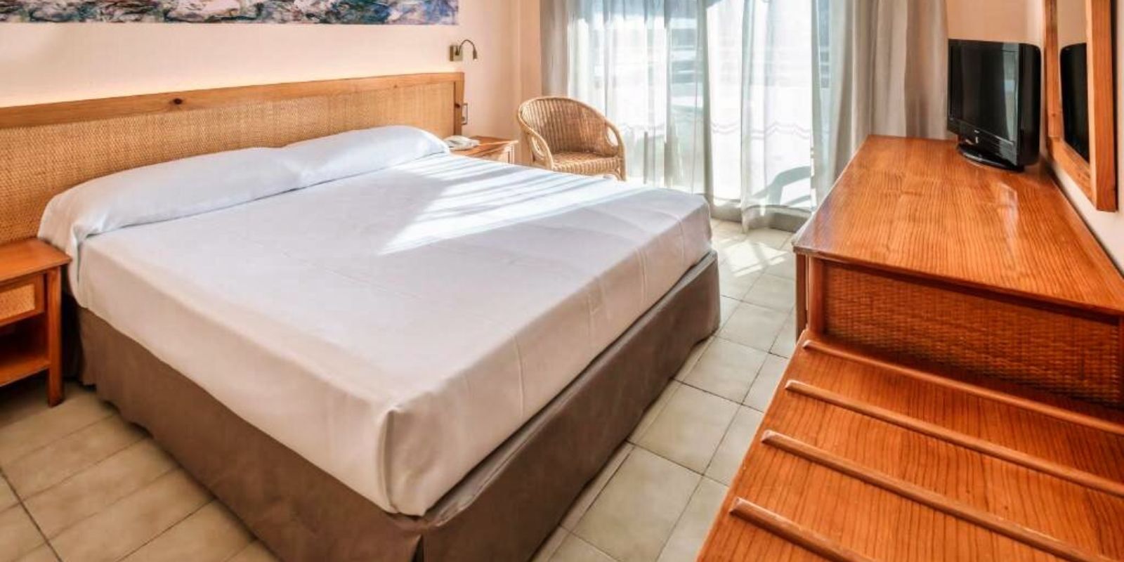 Hôtel GHT Oasis Tossa & SPA à Tossa de Mar