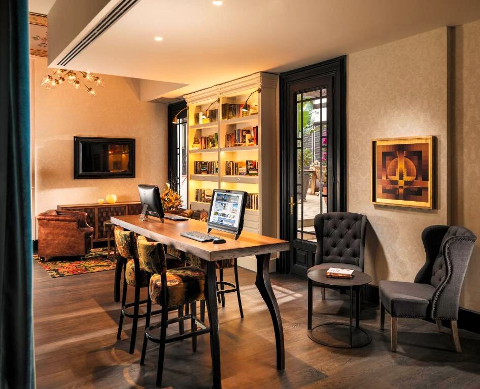 Hôtel H10 Boutique Catalunya Plaza