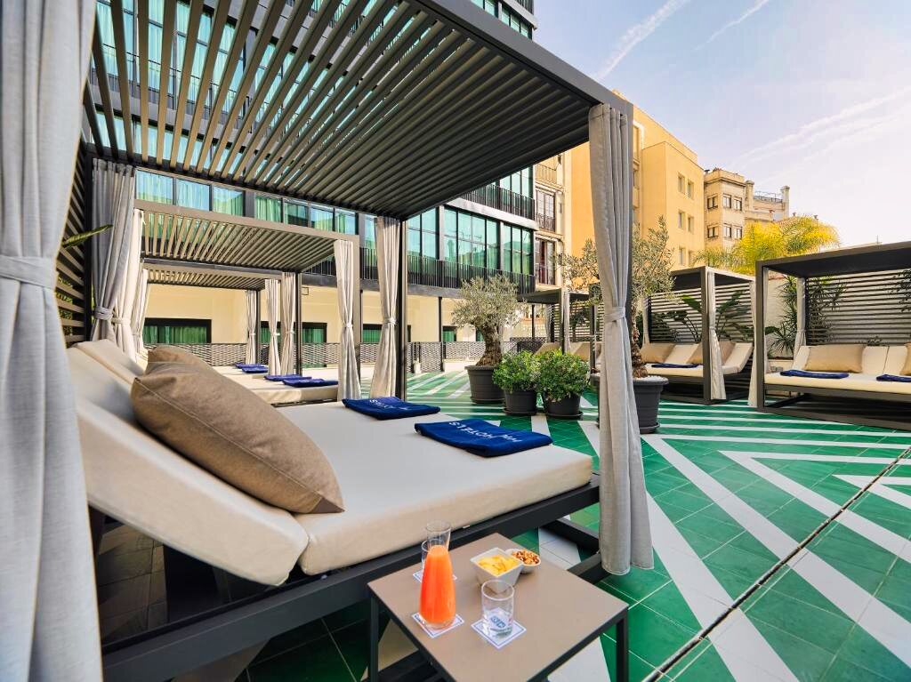 Hôtel H10 Cubik