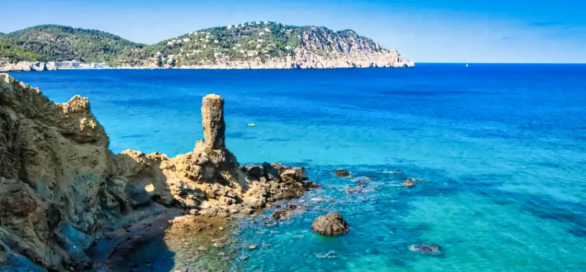 Plage de Es Figueral à Ibiza