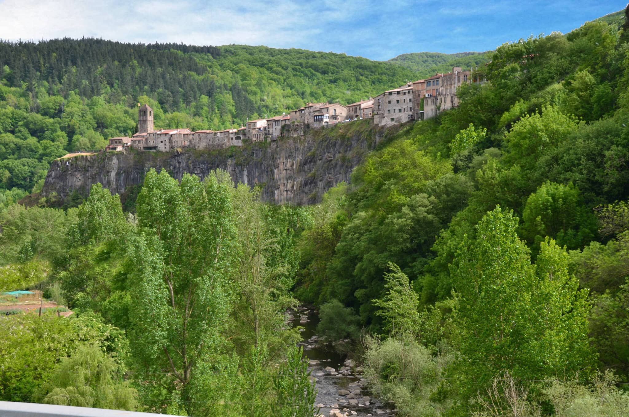 Castellfollit de la Roca vue