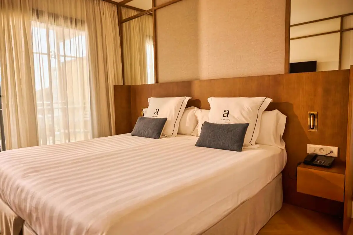 Hotel Almirante