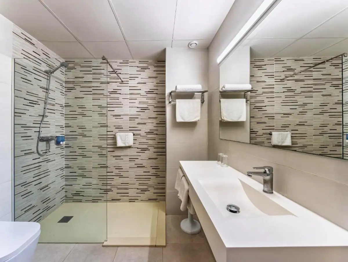 Hôtel Medsur Alone