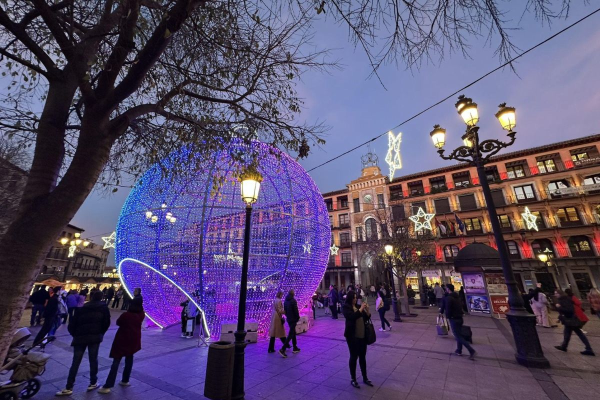 Rassemblements sur les places