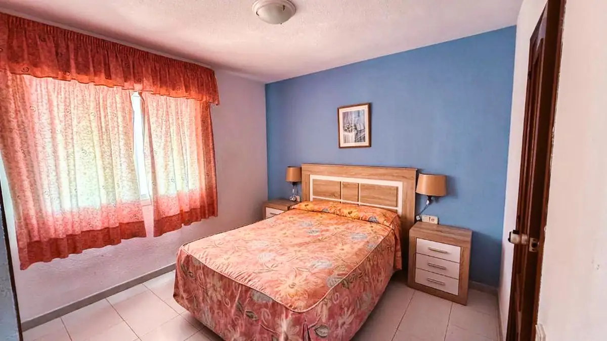 Esmeralda Apartments