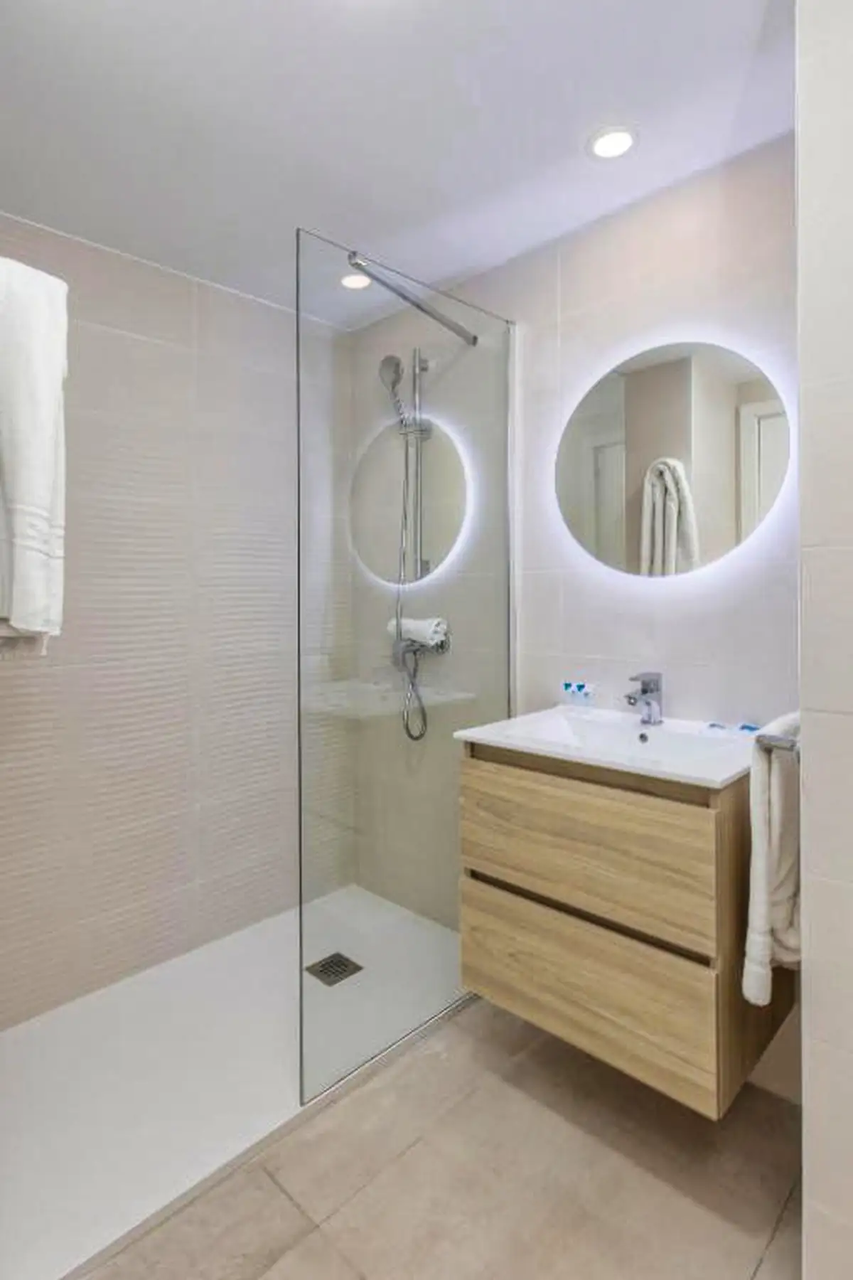 Aparthotel BCL Levante Beach