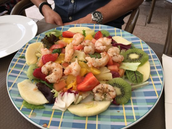 Restaurant au bord de la mer 