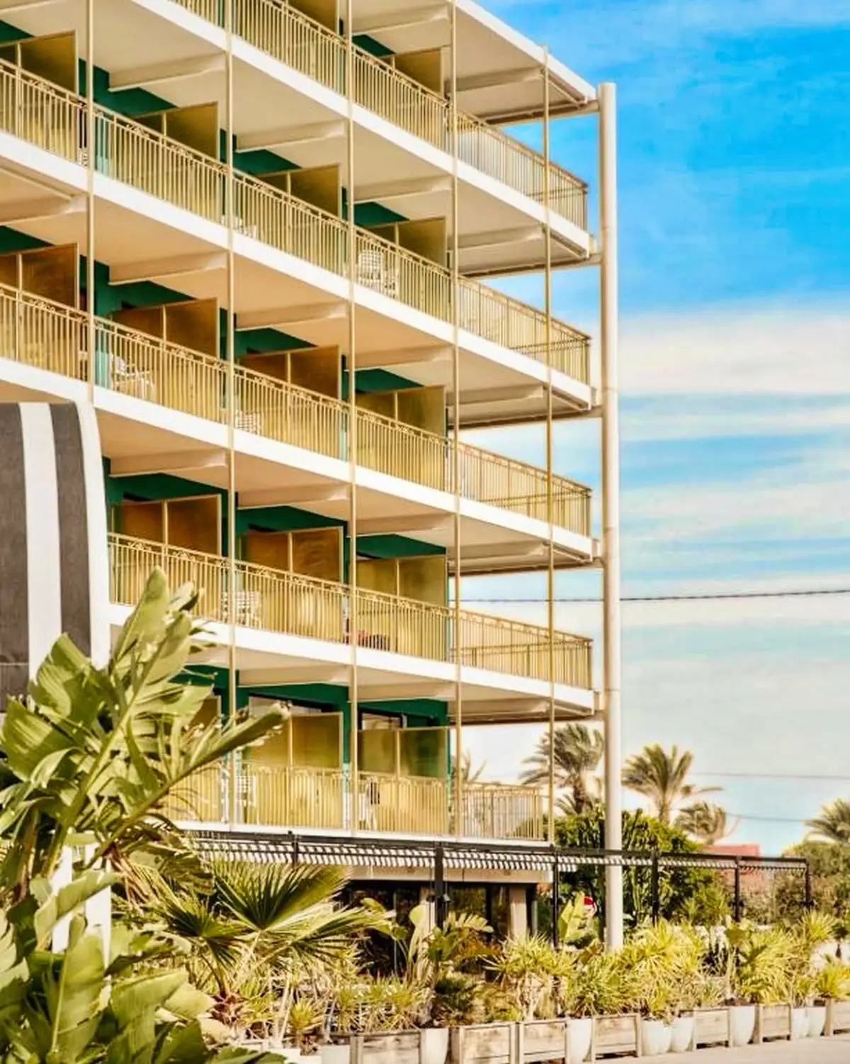 Hotel Almirante