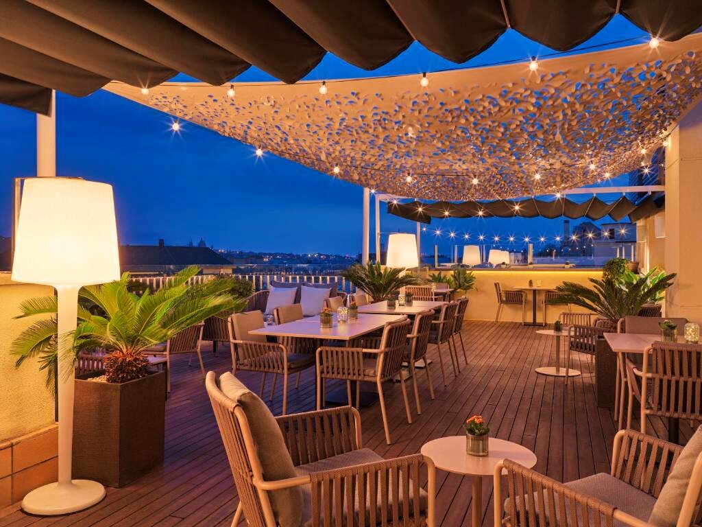 Hotel H10 Universitat