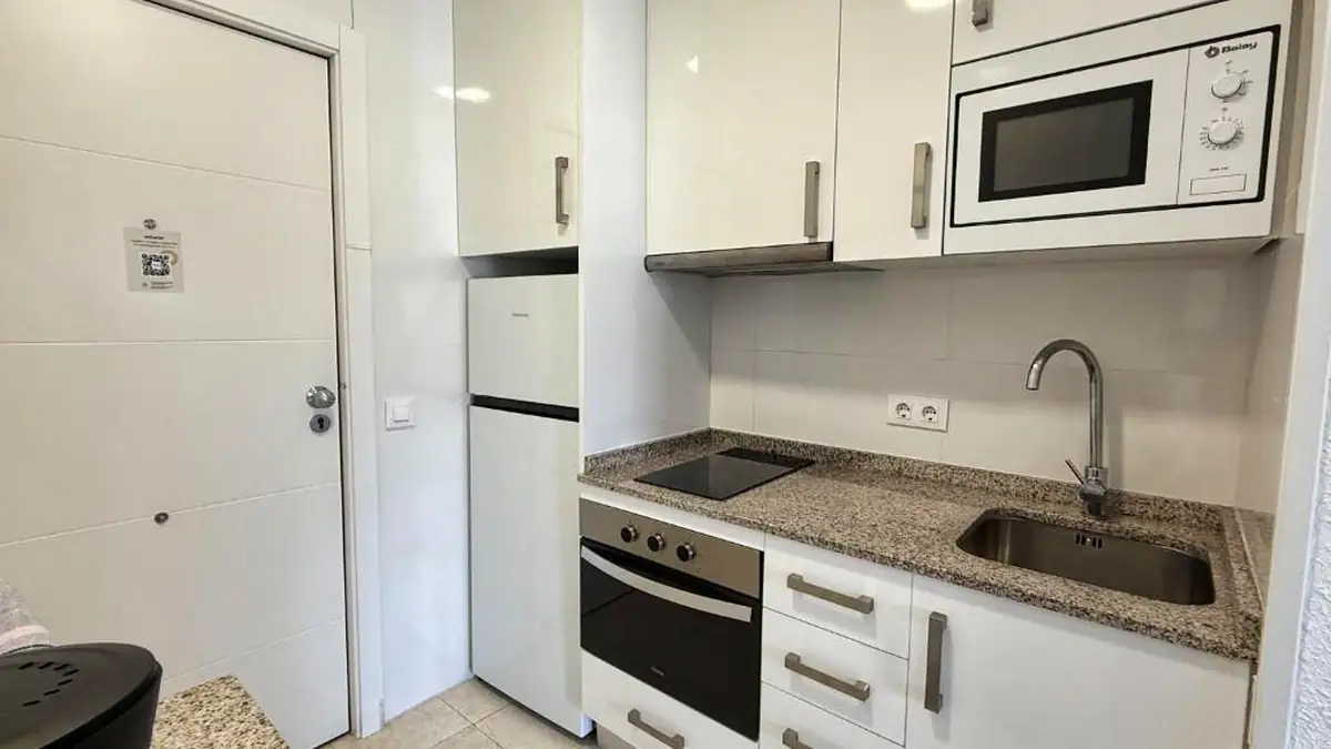 Esmeralda Apartments