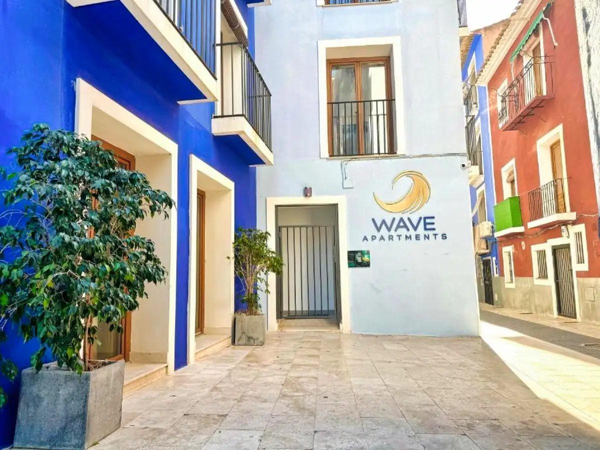 Wave Apartments