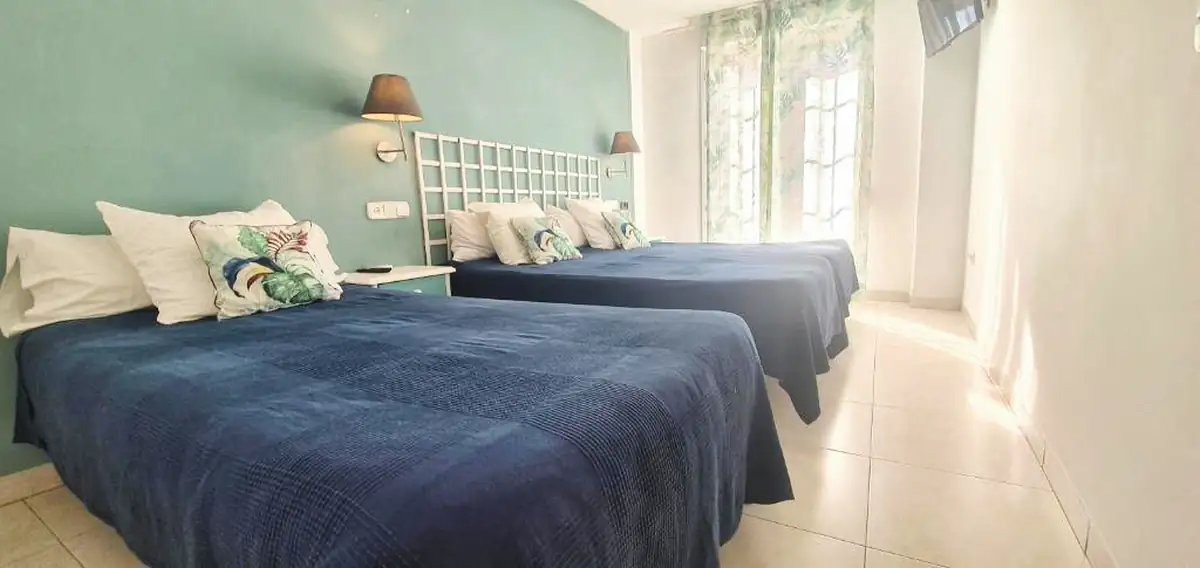 Hugo Beach Hotel