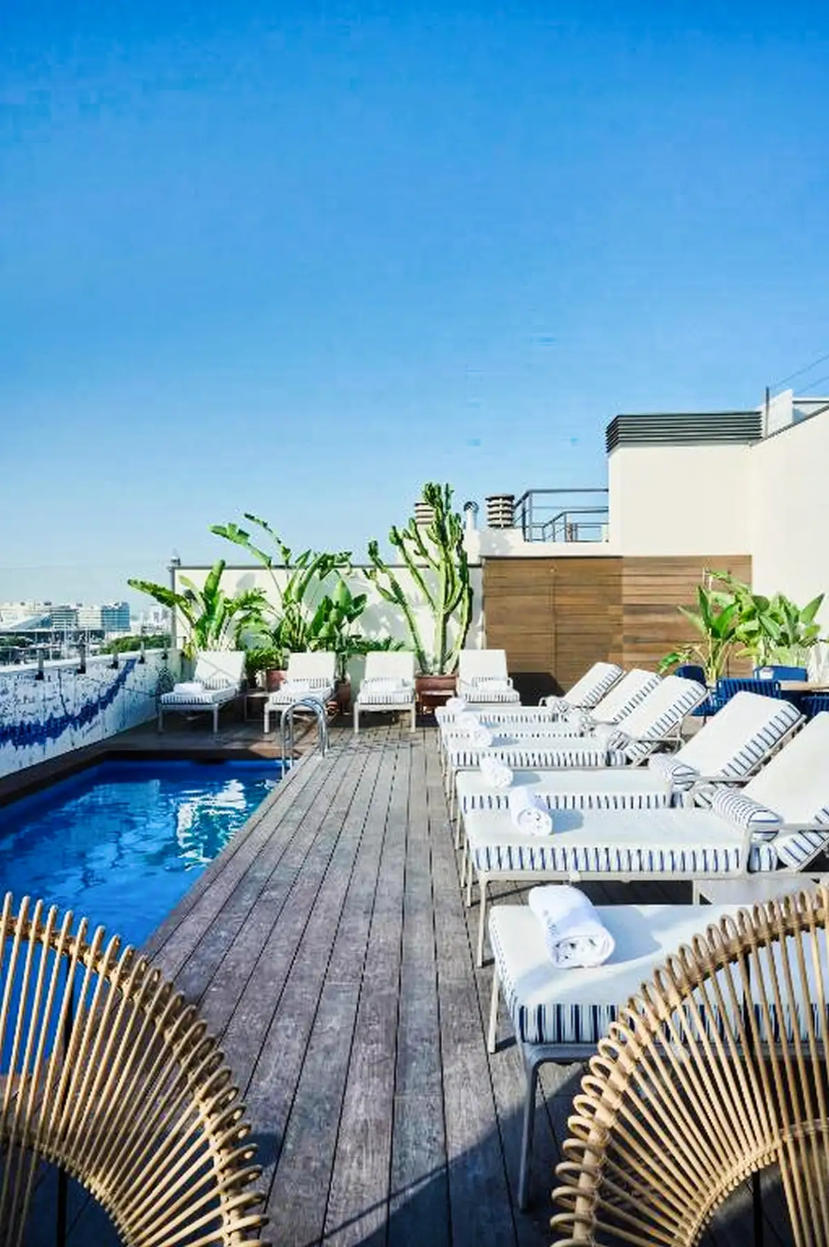 H10 Port Vell