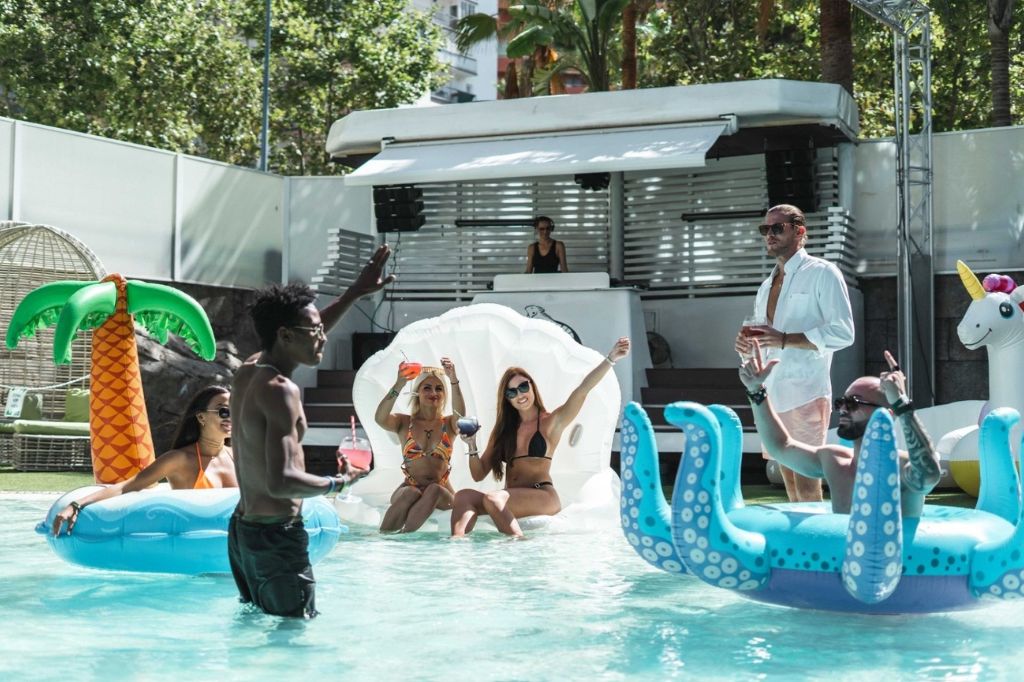 BC Music Resort - Recommended for Adults