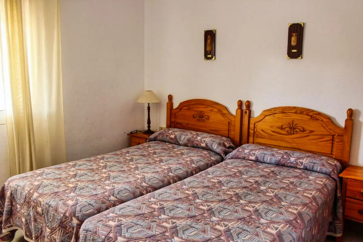 Esmeralda Apartments