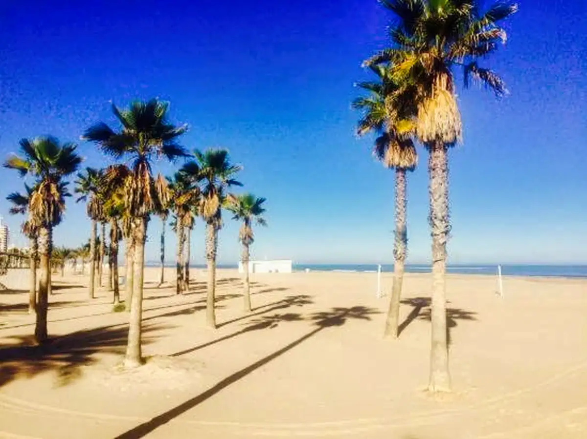 Hugo Beach Hotel