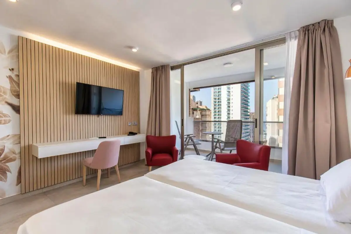 Aparthotel BCL Levante Beach