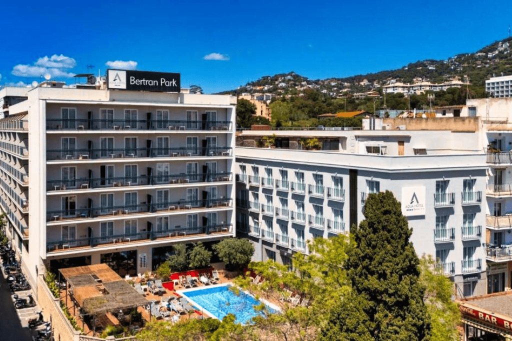 Hôtel AQUA Bertran Park