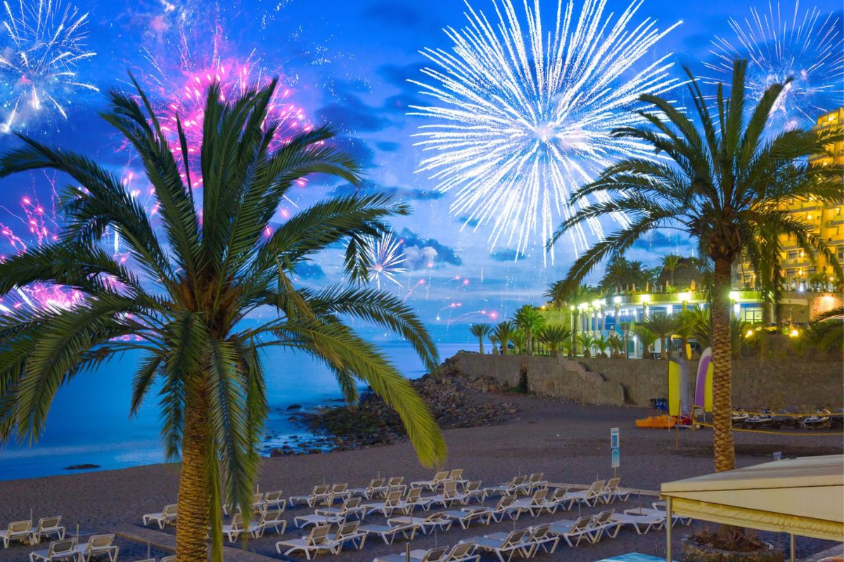 feux d’artifice sur les plages