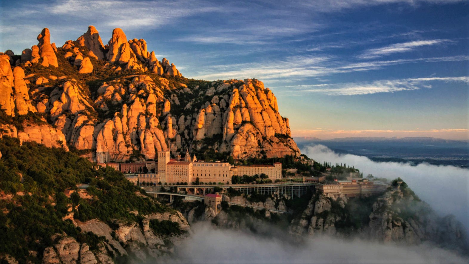  Les montagnes de Montserrat 