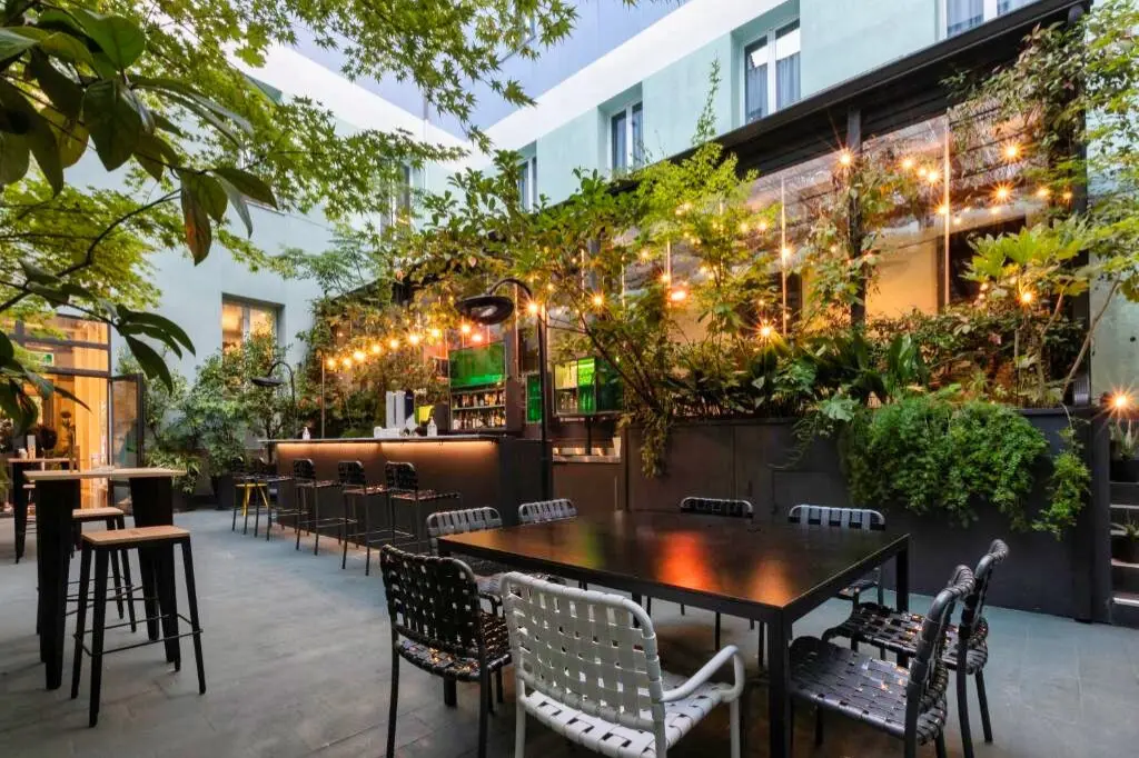 Hôtel Petit Palace Santa Barbara