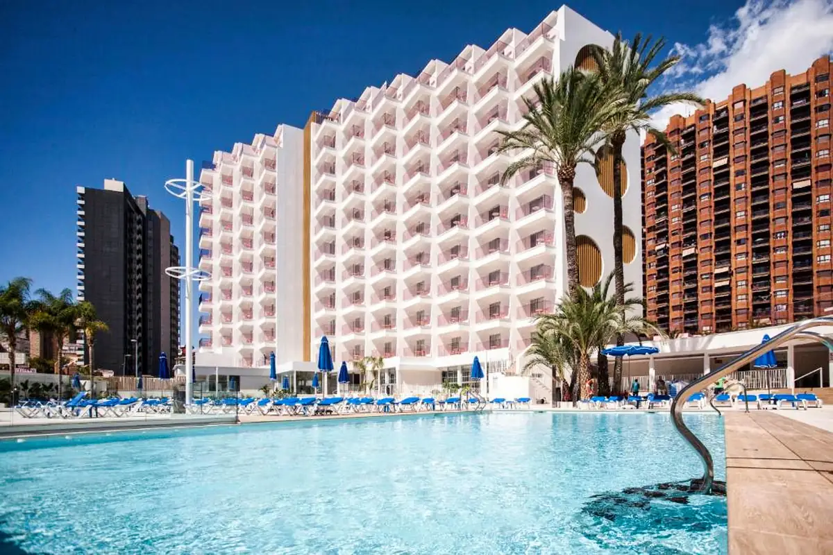 Ambassador Playa II
