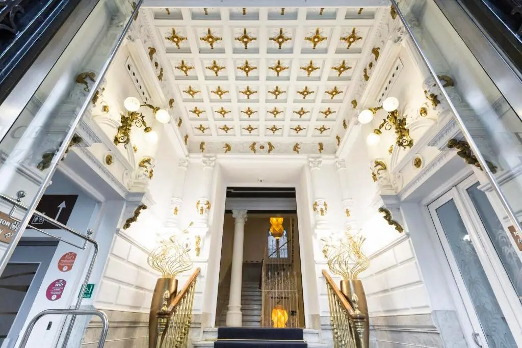 Hôtel Petit Palace Plaza Lealtad